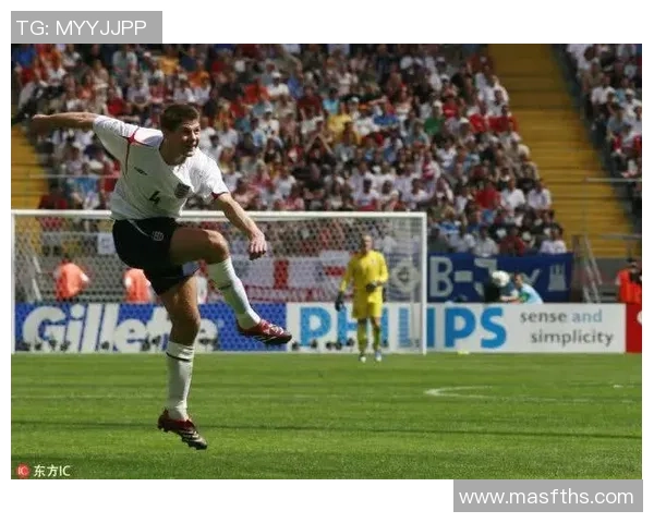 足球明星赵佳一的传奇人生与绿茵场上的辉煌成就解析 足球明星赵佳一的传奇人生与绿茵场上的辉煌成就解析