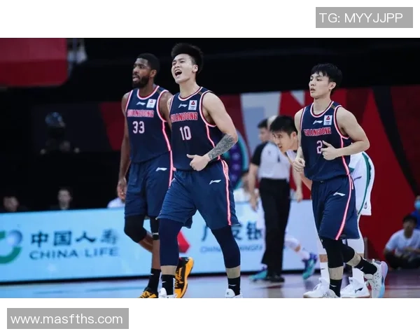 广州篮球队灵活应变的战术探索与球队发展新机遇